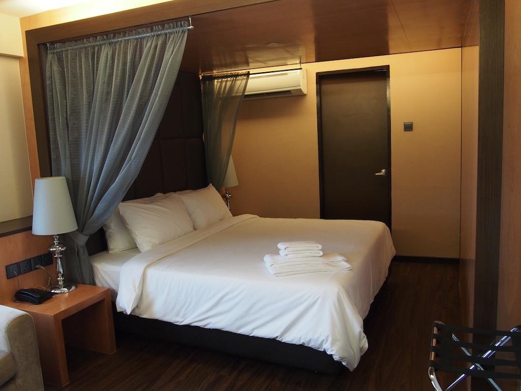 C'haya Hotel 3*